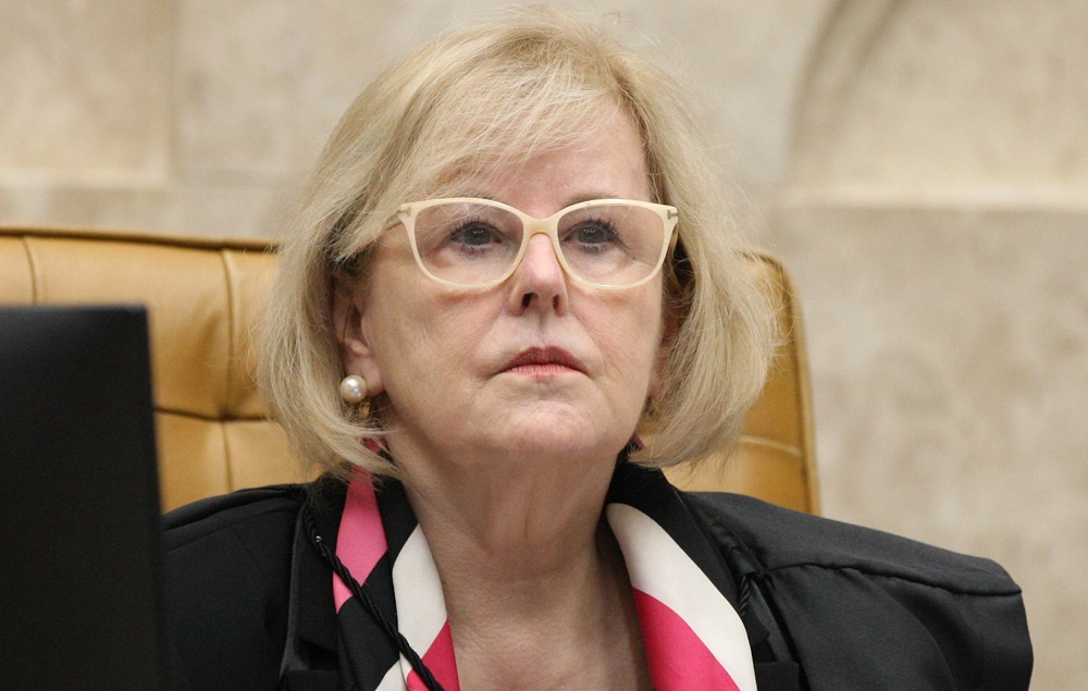 Rosa Weber é indicada como relatora de ação contra Bolsonaro por fala a embaixadores