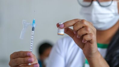 Manaus tem 12 pontos vacina contra a Covid-19 neste sábado