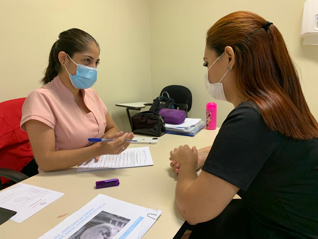 Casos de atrasos de fala em crianças de Manaus aumentam após pandemia