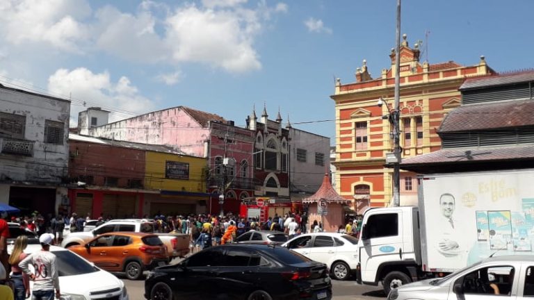 Homem incendeia loteria e deixa 3 pessoas feridas em Manaus