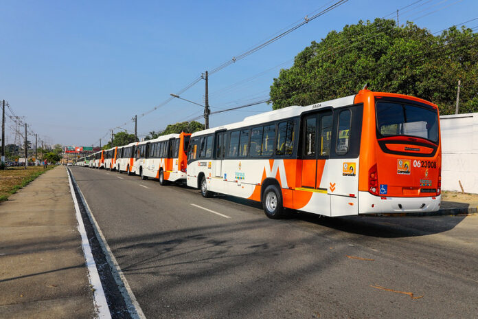Frota de ônibus manauara ganha 45 novos transportes