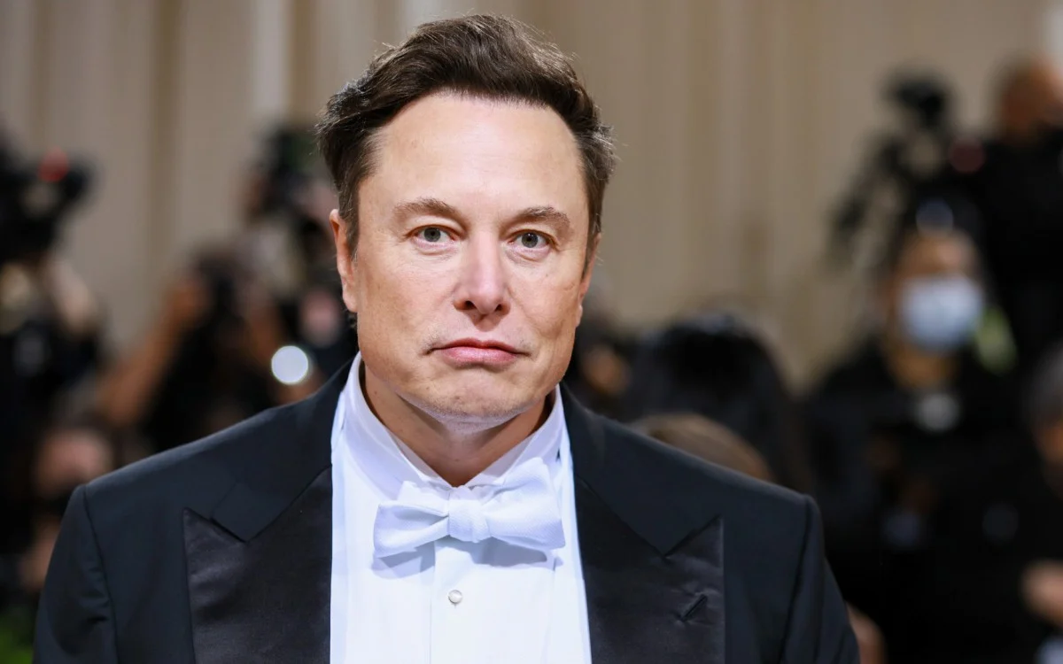 Elon Musk pode transformar o Twitter em superaplicativo chamado 'X'