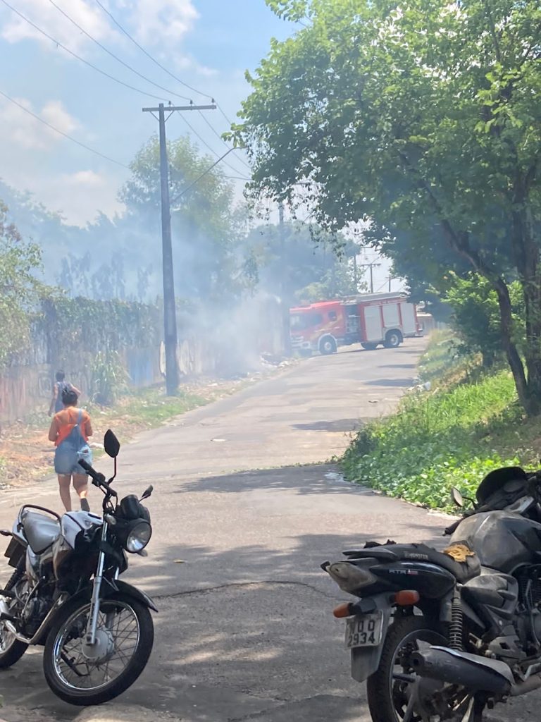 Incêndio assusta moradores no Dom Pedro