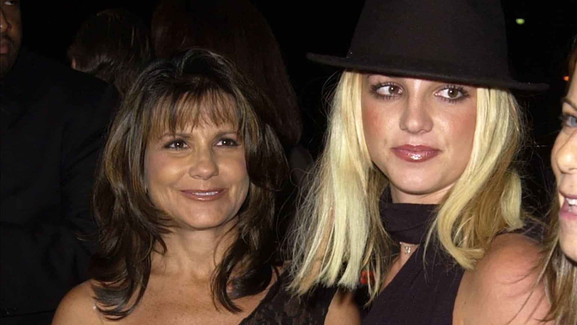 Britney Spears rejeita pedido de desculpa da mãe