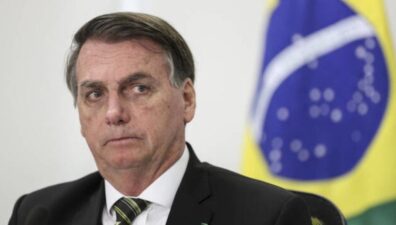 Bolsonaro diz que Lula e Gleisi ofenderam a sua honra e recorre ao STF
