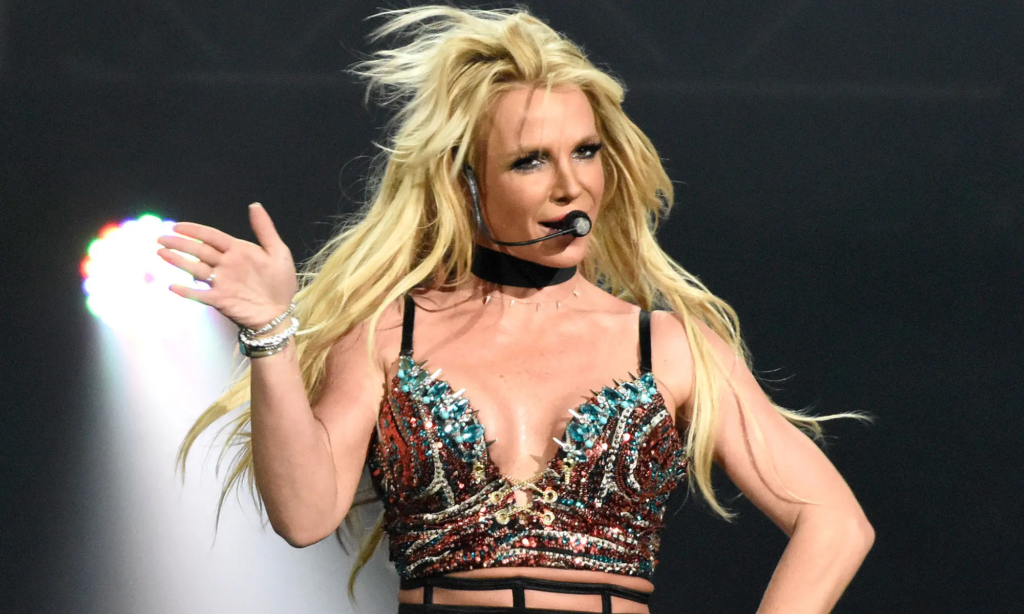 Insider afirma que Britney Spears lançará nova música escrita por The Weeknd e Max Martin