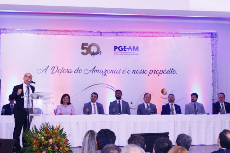 Conselheiros do TCE-AM participam de solenidade em comemoração aos 50 anos da PGE-AM