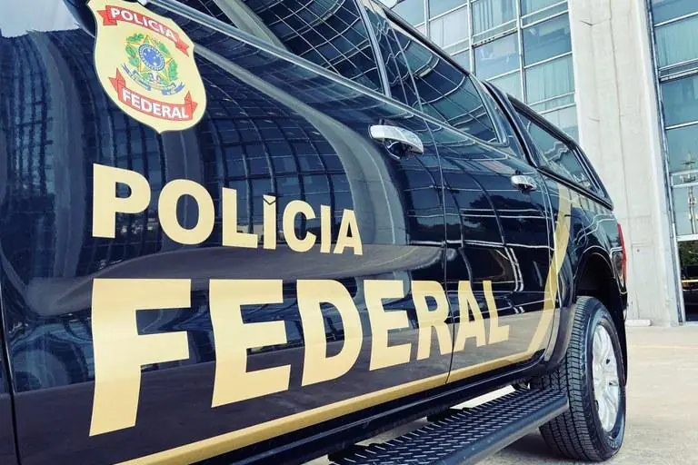 PF desarticula quadrilha que fraudava o Auxílio Brasil