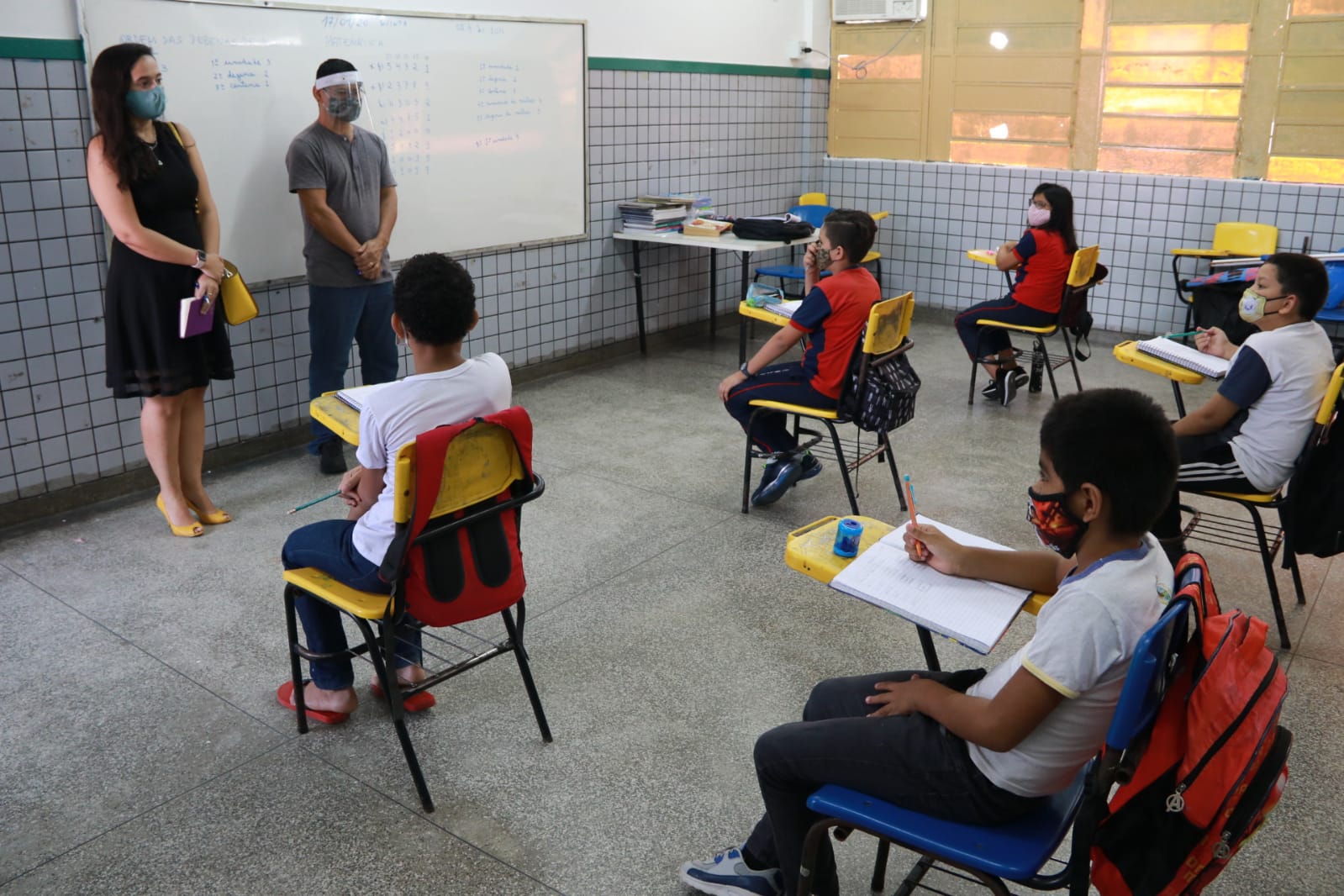 Pedidos de transferência de alunos da rede municipal de Manaus começam nesta terça (17)