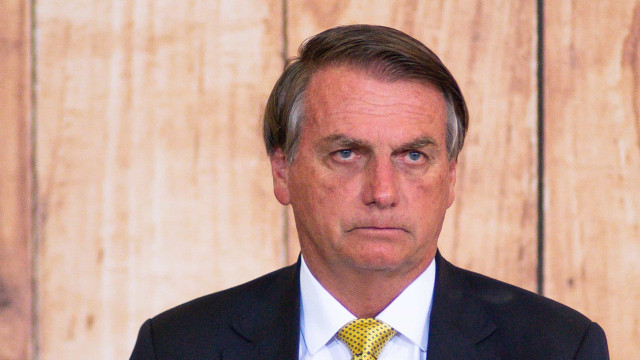 PF vai investigar se Bolsonaro interferiu