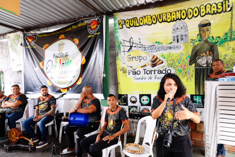 Quilombo do Barranco realiza oficina de samba raiz