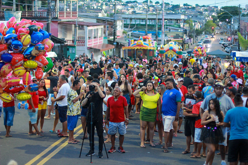 Bandas, blocos e festas de rua projetam um carnaval de sucesso em Manaus