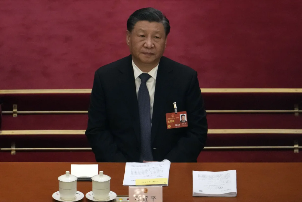 Xi Jinping assume terceiro mandato na Presidência da China