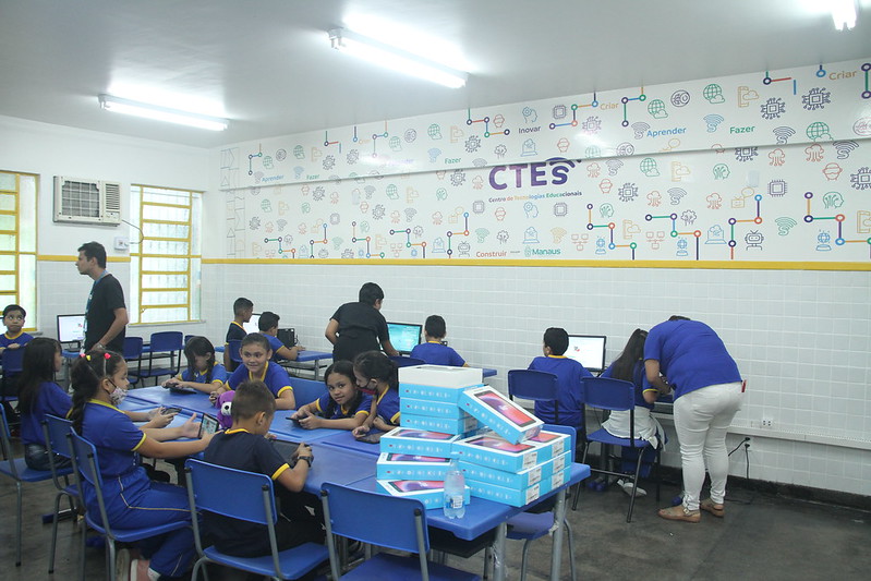 Bairro Monte das Oliveiras tem escola revitalizada