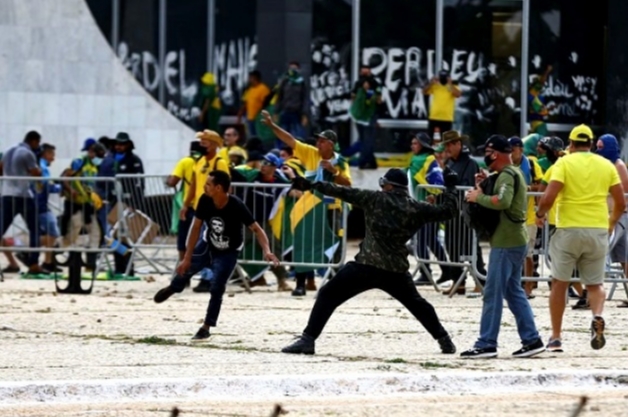 Ministro Alexandre Moraes manda soltar mais 40 presos nos atos golpistas