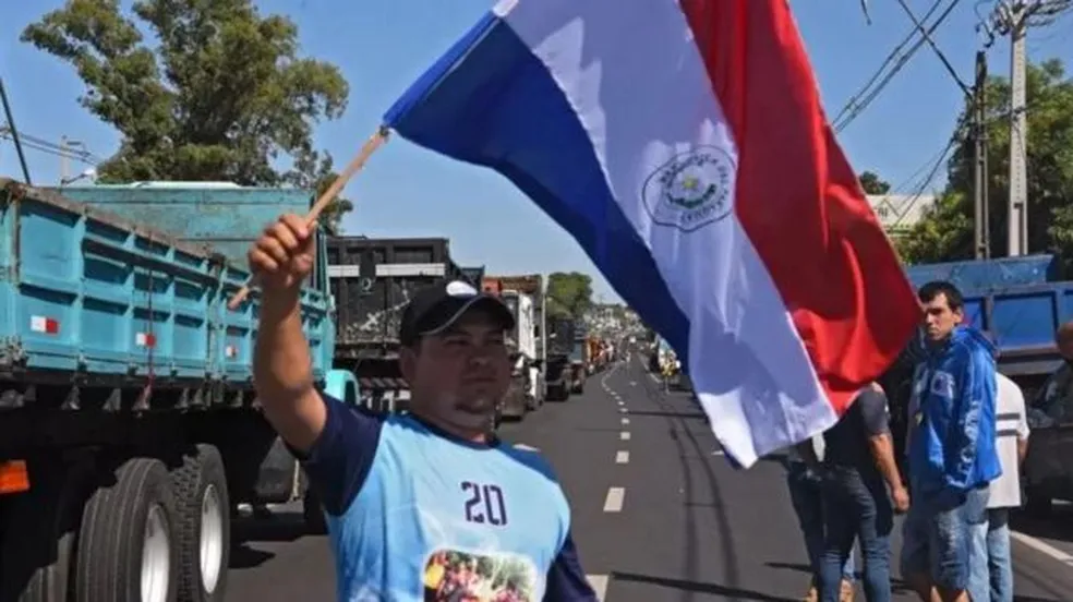 Paraguaios escolhem futuros presidente e governadores