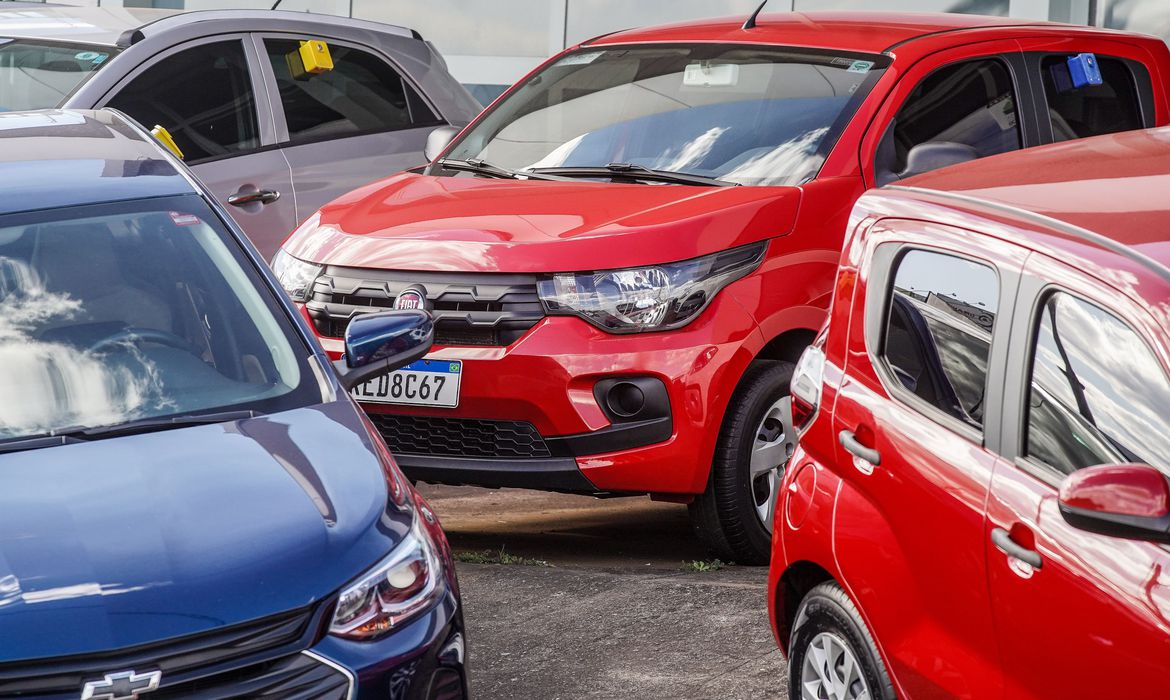 Aumento na vendas de carros com desconto surpreendem concessionárias
