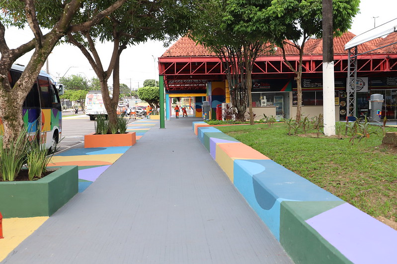 Após nove anos, praça do Dom Pedro é entregue totalmente revitalizada pela prefeitura