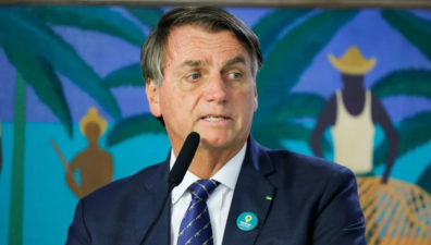 Bolsonaro diz que 'enxertaram' outras acusações para 'dar credibilidade' à ação no TSE