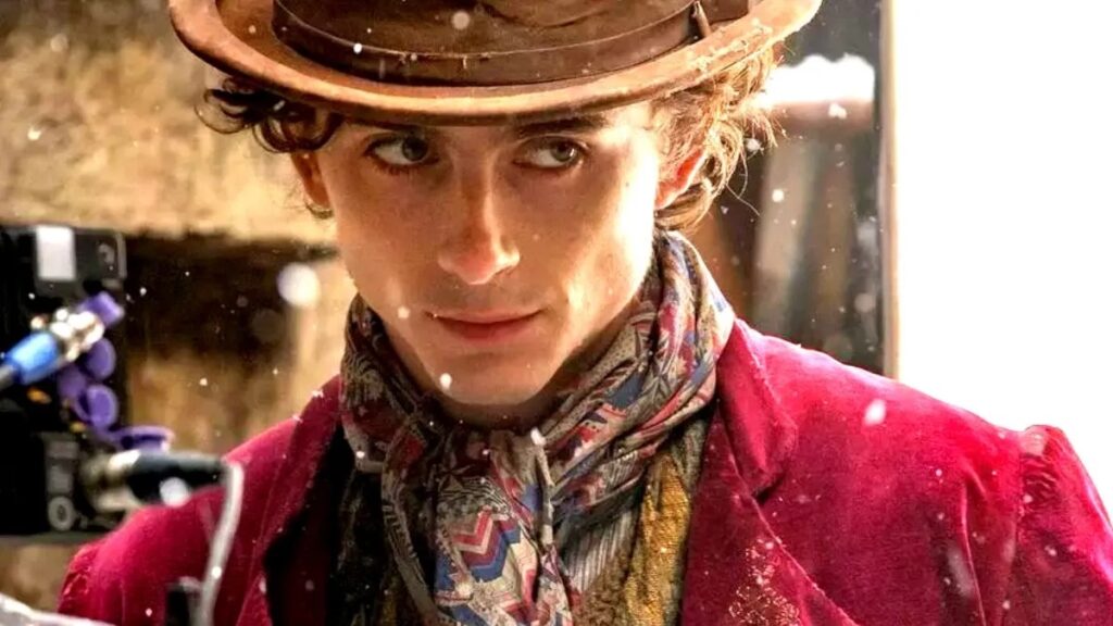 Timothée Chalamet surge como Wonka em primeiras imagens do filme; veja