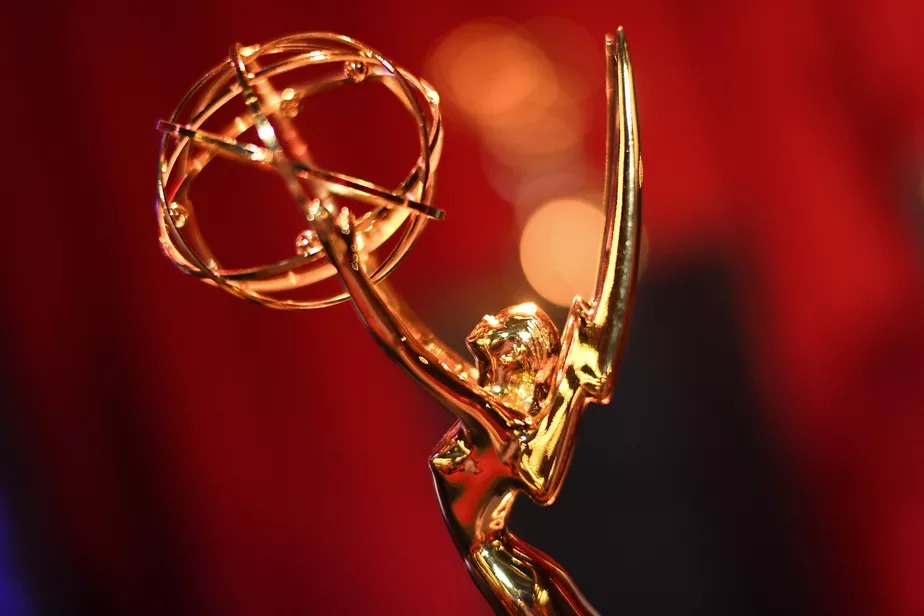 Premiação do Emmy é adiada pela greve dos artistas e dos roteiristas