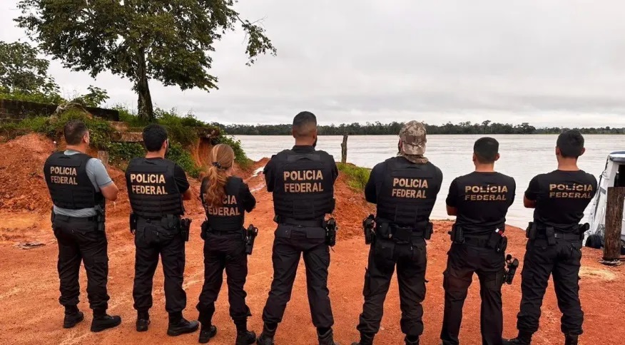 PF faz operação contra garimpo ilegal e outros crimes no Pico da Neblina, no AM