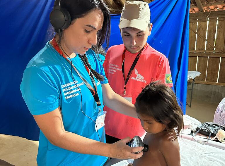 Indígenas no Xingu recebe atendimento médico por meio de telessaúde