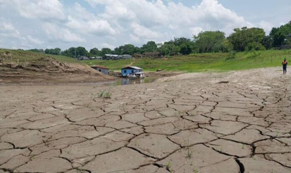 Seca extrema faz Rio Preto da Eva racionar água