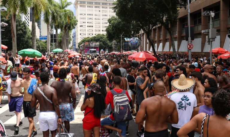 Especialistas recomendam “etiqueta respiratória” após carnaval